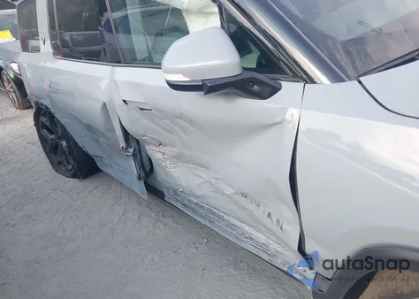 2023 Rivian R1S z USA, uszkodzony, nr VIN 7PDSGBBA4PN023728